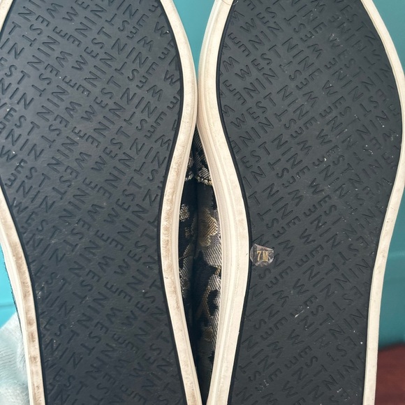 Nine West Black Floral Loafers Size 7 - Picture 10 of 10